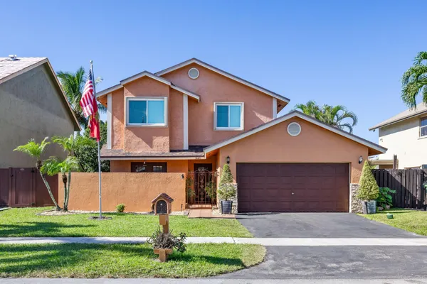 $730,000 | 940 Southwest 96th Avenue, Pembroke Pines, FL 33025