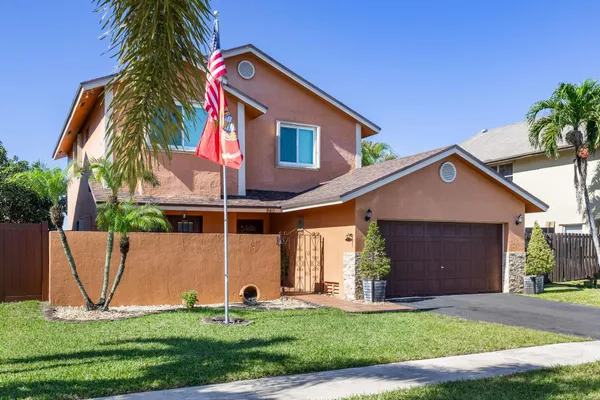 $730,000 | 940 Southwest 96th Avenue, Pembroke Pines, FL 33025