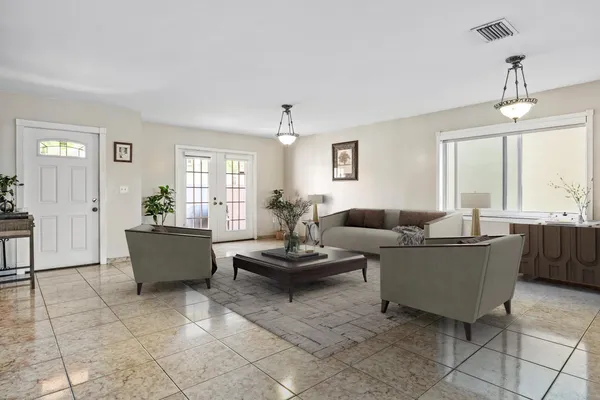 $730,000 | 940 Southwest 96th Avenue, Pembroke Pines, FL 33025