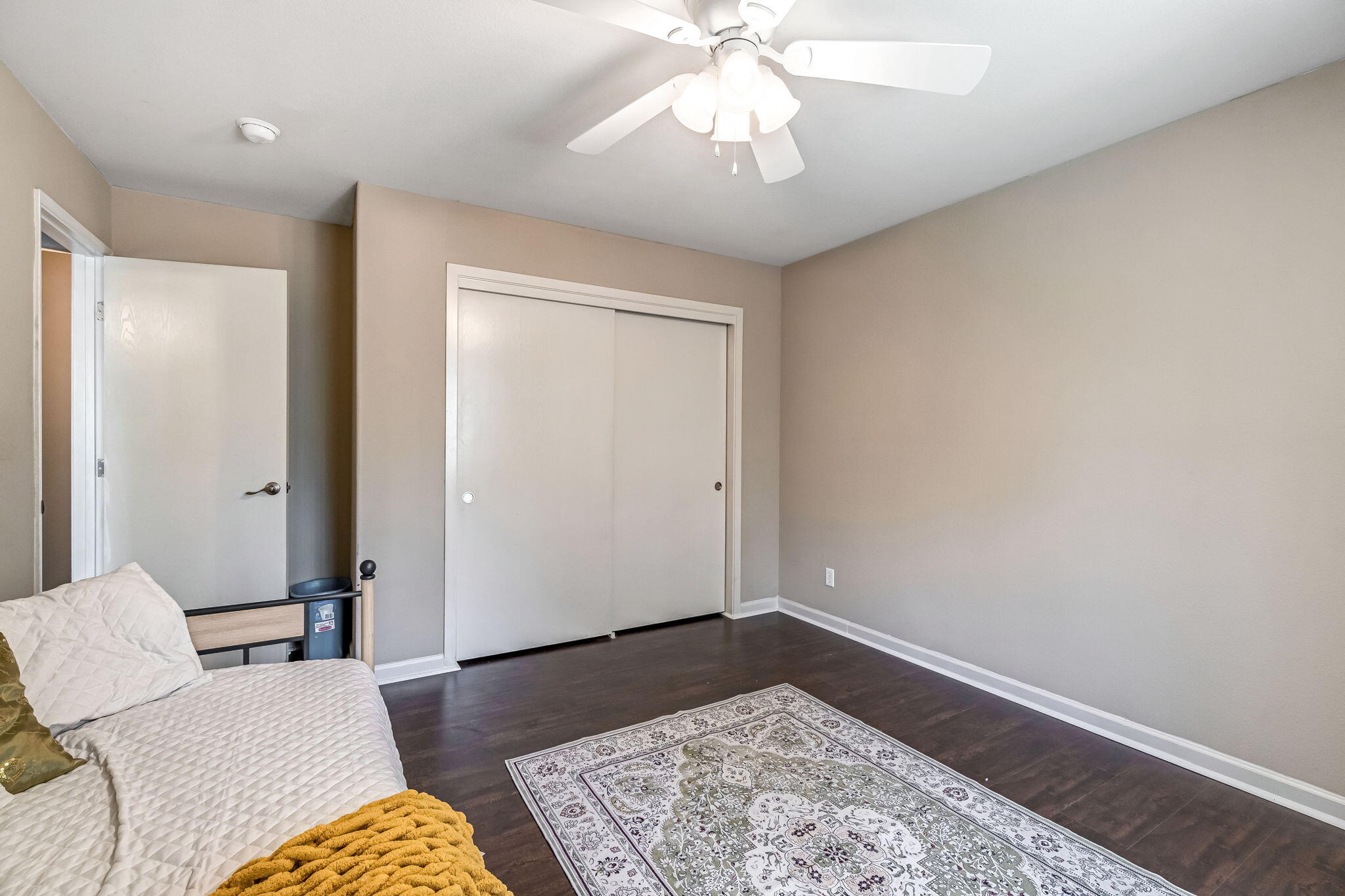 717 East Spring Lane Lemoore, CA 93245 - Photo 27 of 40