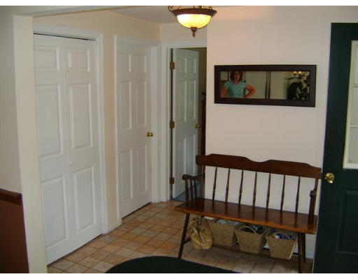 10 West Hadley Road Merrimac, MA 01860 - Photo 7 of 14