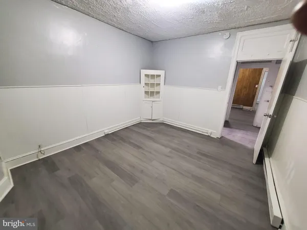 $1,300 | 674-684 # 2 Stuyvesant, Trenton, NJ 08618