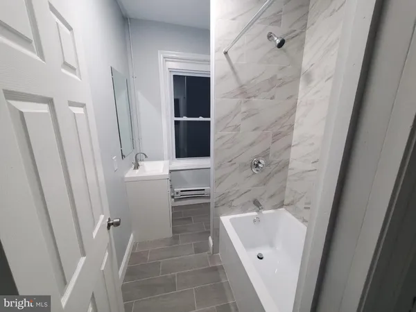 $1,300 | 674-684 # 2 Stuyvesant, Trenton, NJ 08618