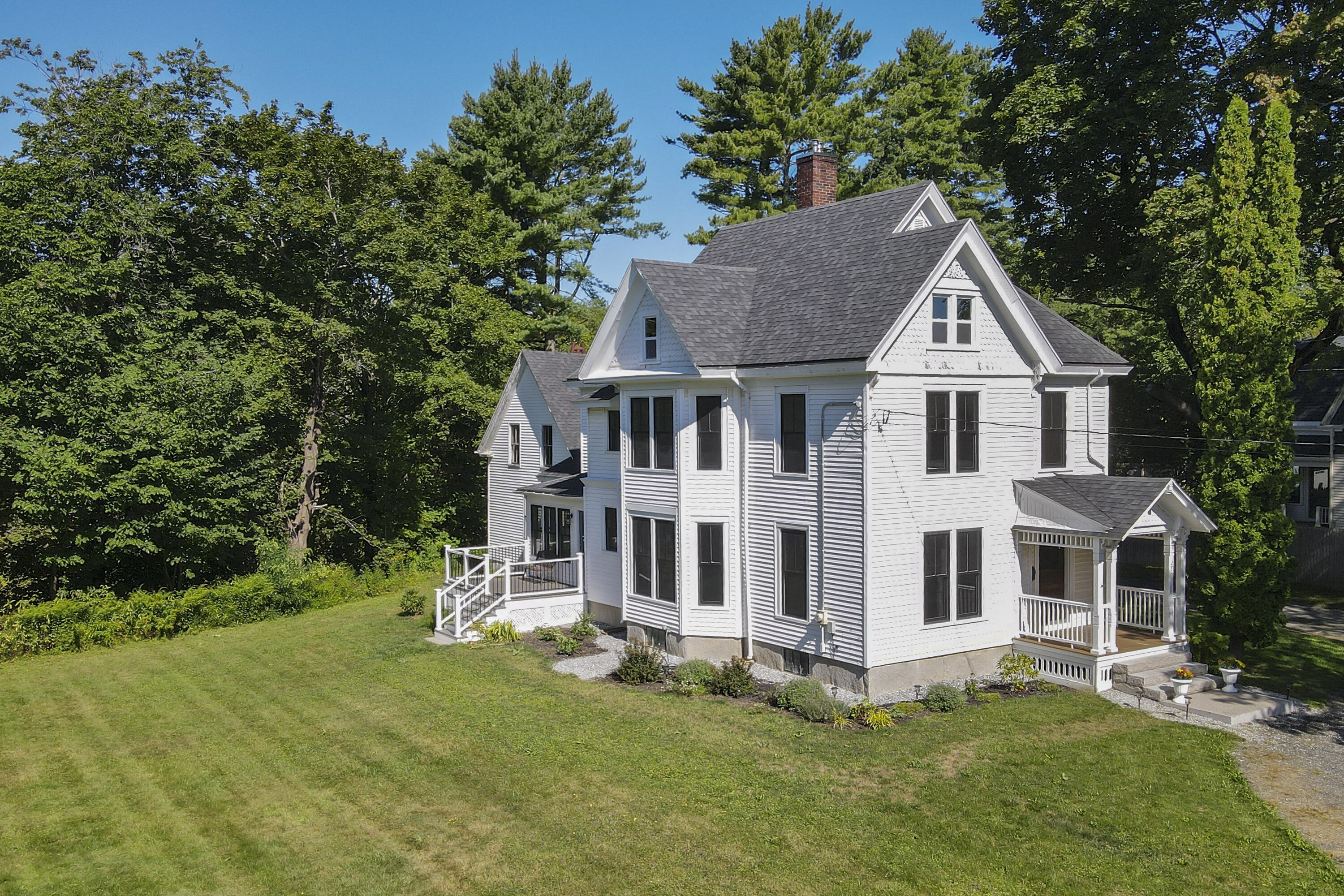 294 Broadway Rockland, ME 04841 - Photo 1 of 46 07-294Broadway-Rockland-KS