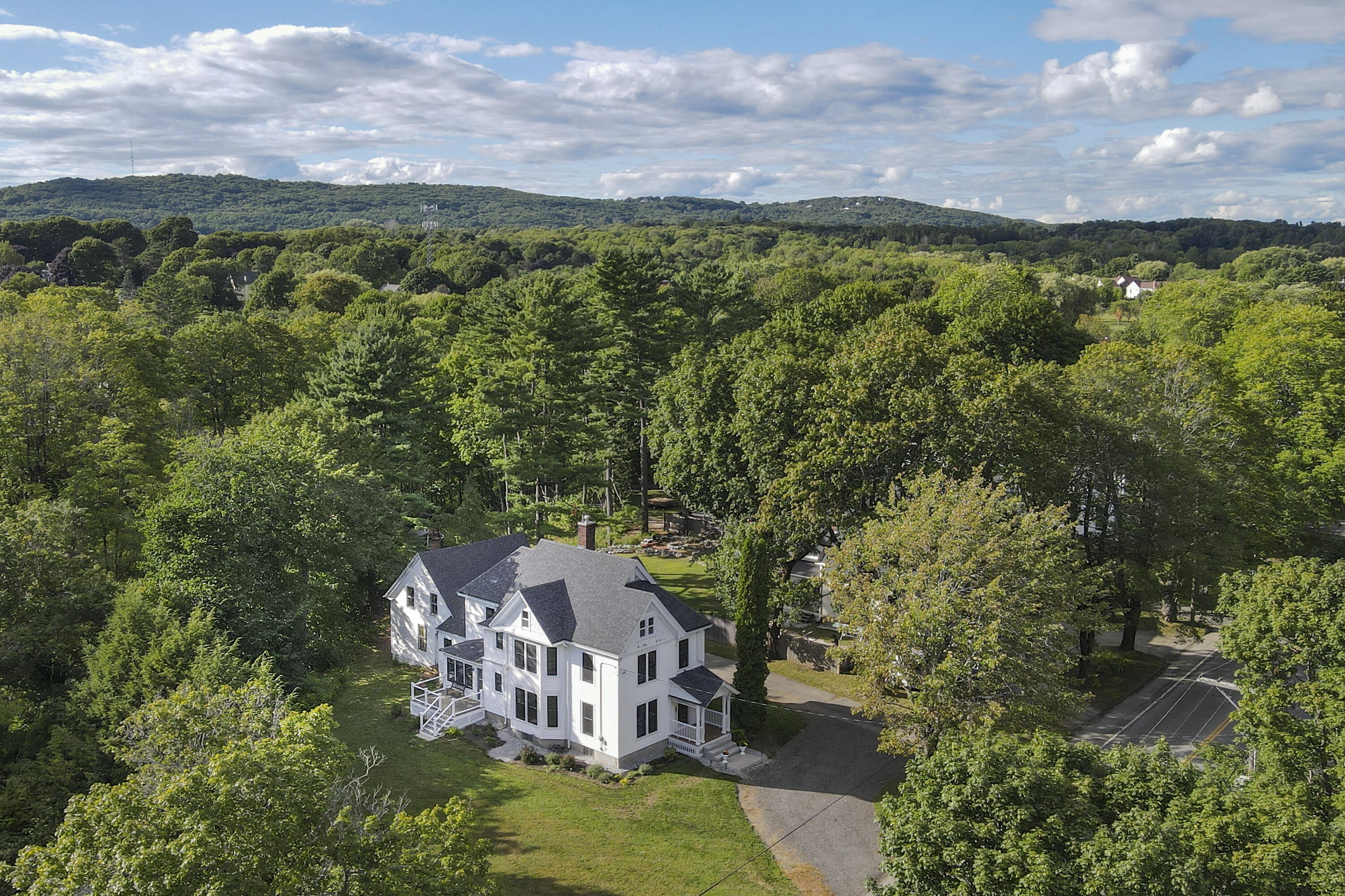 294 Broadway Rockland, ME 04841 - Photo 3 of 46 06-294Broadway-Rockland-KS