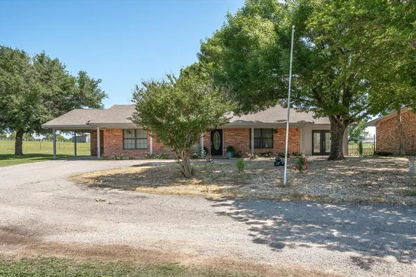 $325,000 | 24289 Highway 19, Canton, TX 75103