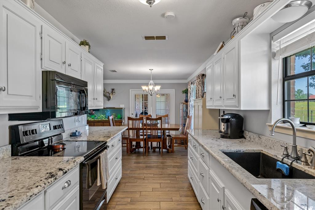 24289 Highway 19 Canton, TX 75103 - Photo 11 of 28