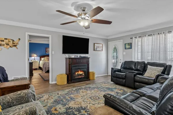 $325,000 | 24289 Highway 19, Canton, TX 75103
