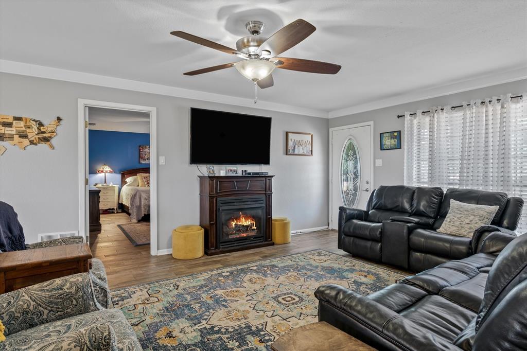 24289 Highway 19 Canton, TX 75103 - Photo 7 of 28