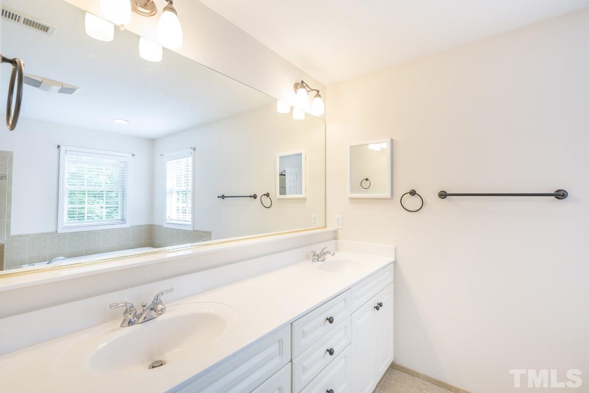 4912 Torry Ridge Road Raleigh, NC 27613 - Photo 15 of 25