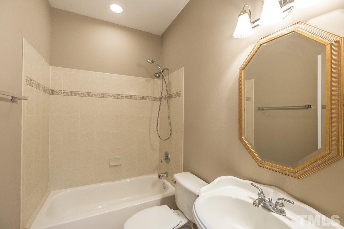 4912 Torry Ridge Road Raleigh, NC 27613 - Photo 7 of 25