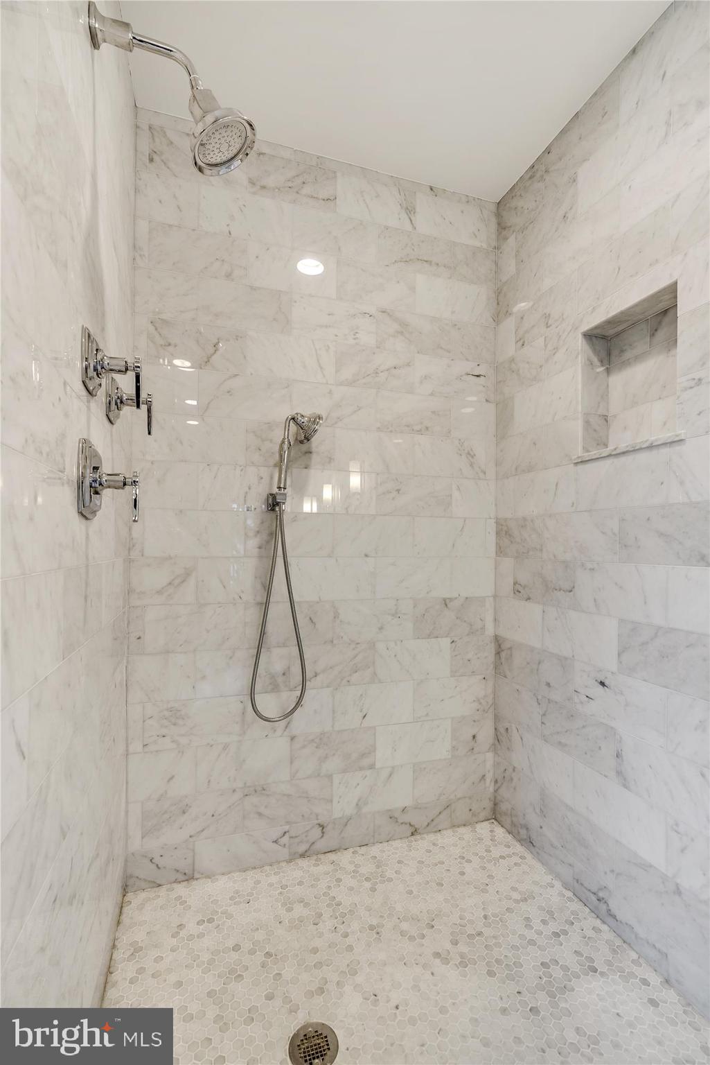 105 Millbrook Road Baltimore, MD 21218 - Photo 54 of 87