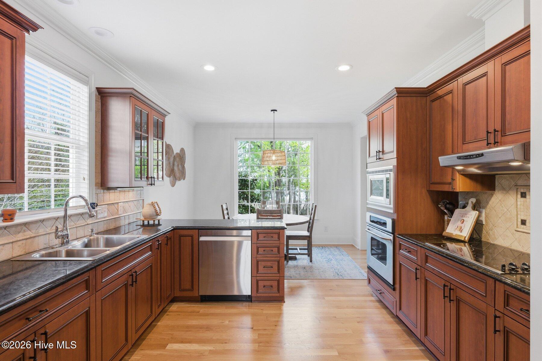 108 Rice Hope Run Leland, NC 28451 - Photo 13 of 51 021_108_rice_hope_run-20_800