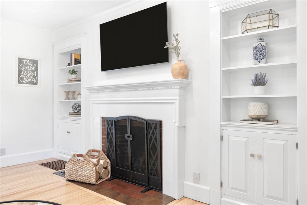 36 Stevens Road Melrose, MA 02176 - Photo 4 of 31 Gallery Image 4