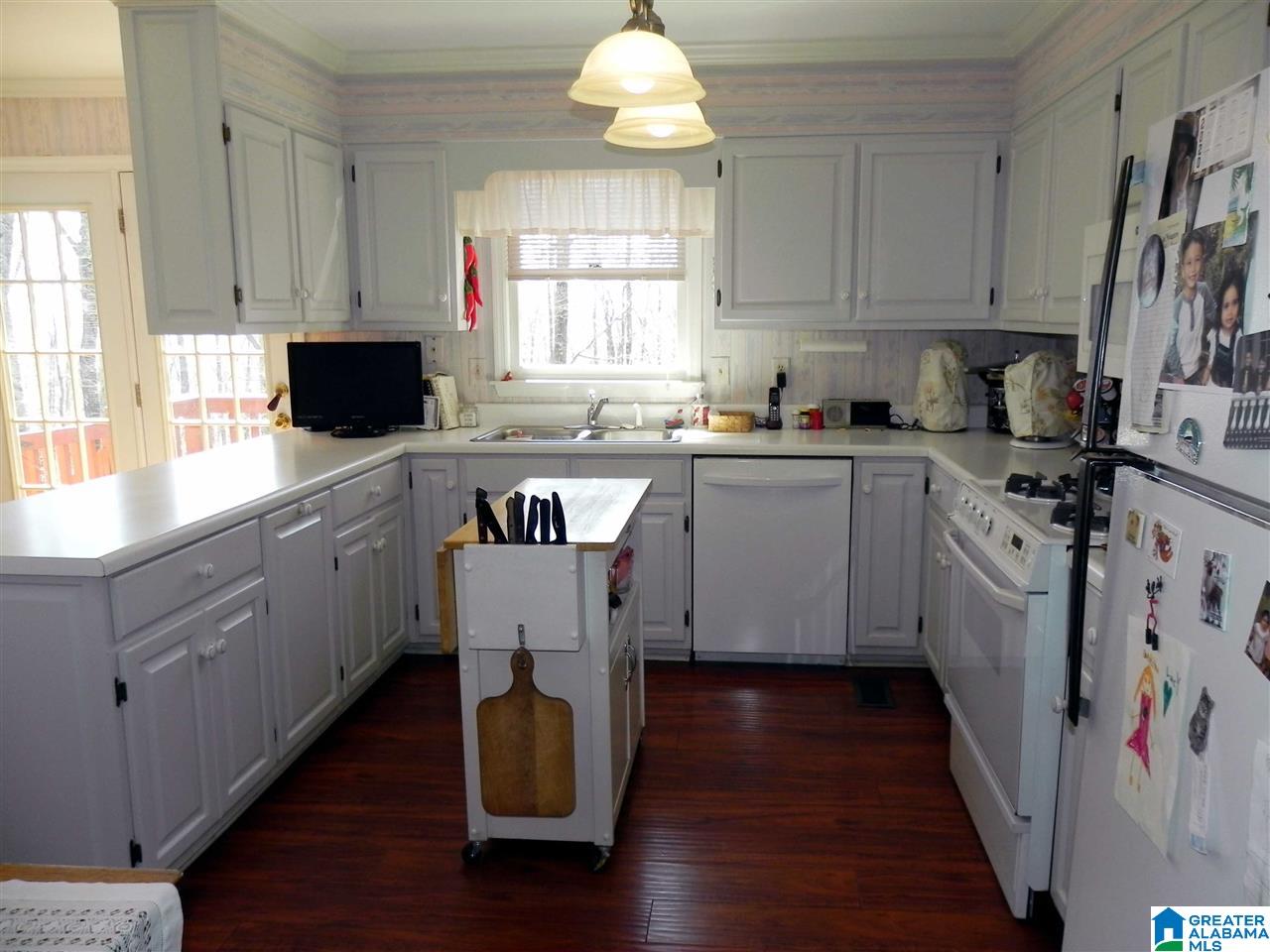 2304 Hathaway Heights Road Anniston, AL 36207 - Photo 17 of 44