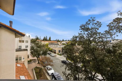 $1,596,000 | 165 Forest Avenue, Unit 4B, Palo Alto, CA 94301