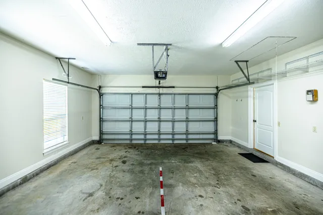 a view of a garage