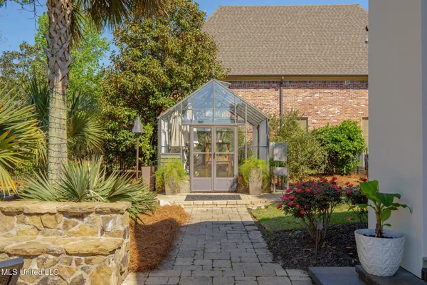 $1,449,000 | 65 Pecan Acres, Hattiesburg, MS 39402