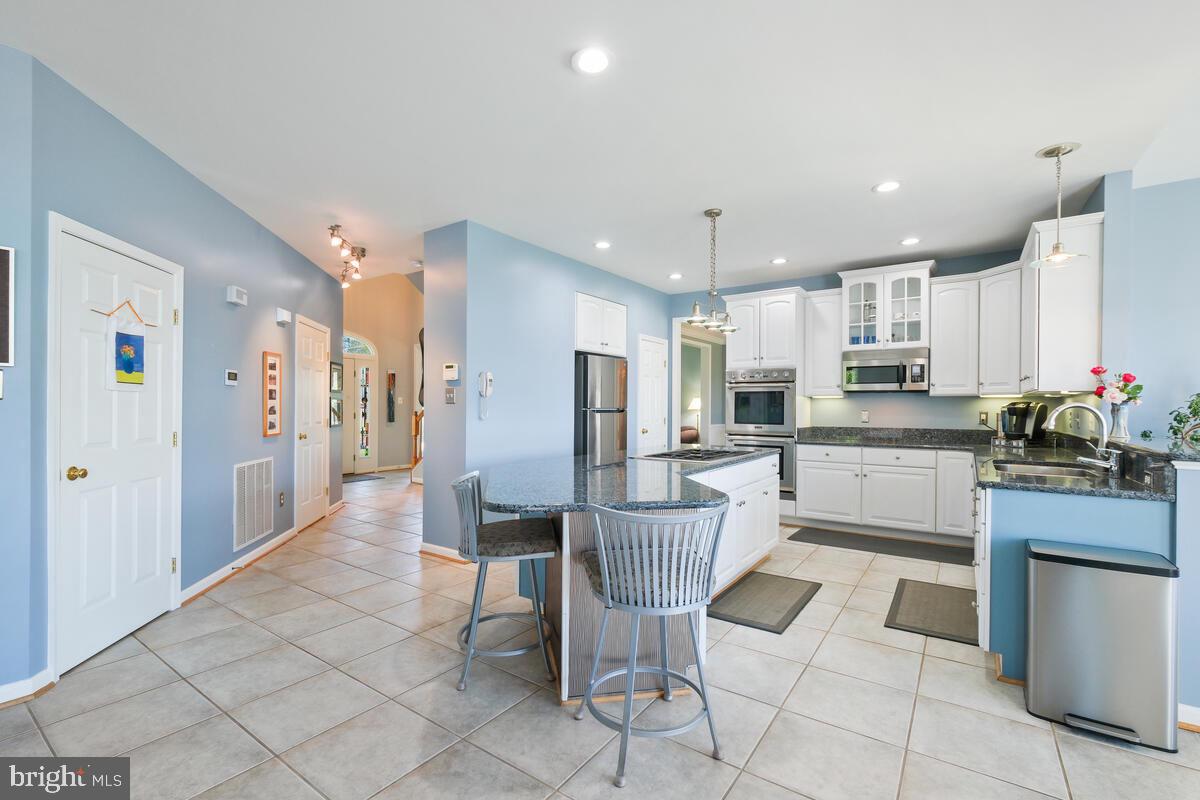 14220 Ashleigh Greene Road Boyds, MD 20841 - Photo 15 of 59