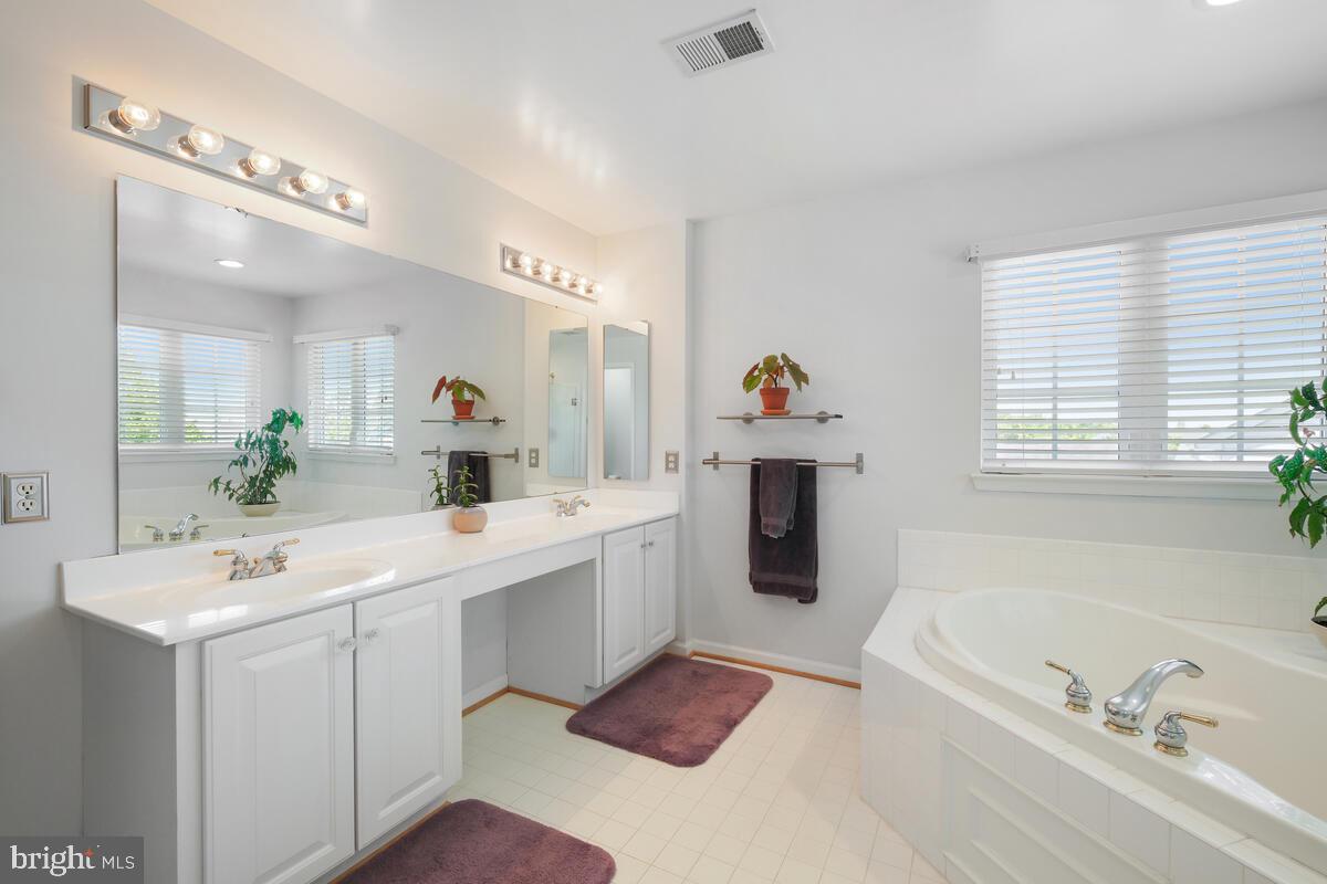 14220 Ashleigh Greene Road Boyds, MD 20841 - Photo 28 of 59