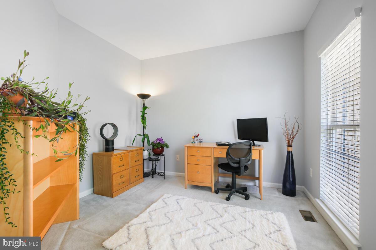 14220 Ashleigh Greene Road Boyds, MD 20841 - Photo 7 of 59