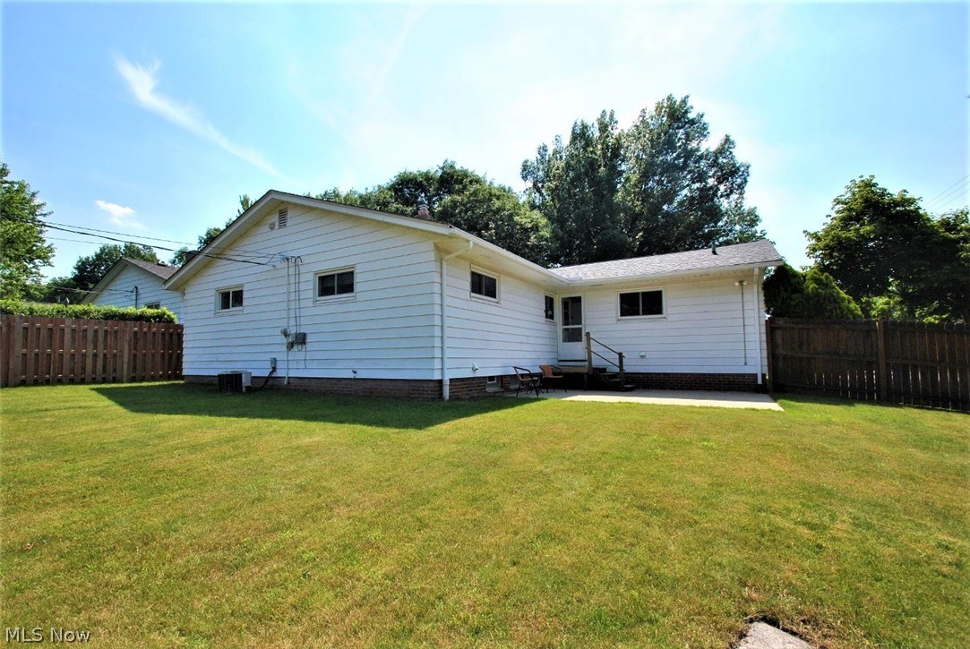 1091 Haverston Road Lyndhurst, OH 44124 - Photo 25 of 27