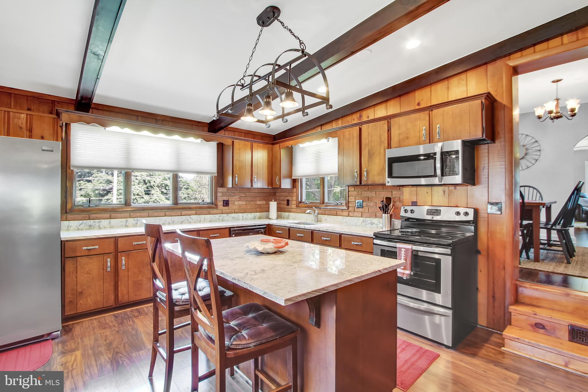 204 Chestnut Street Delta, PA 17314 - Photo 7 of 27 Gallery Image 7