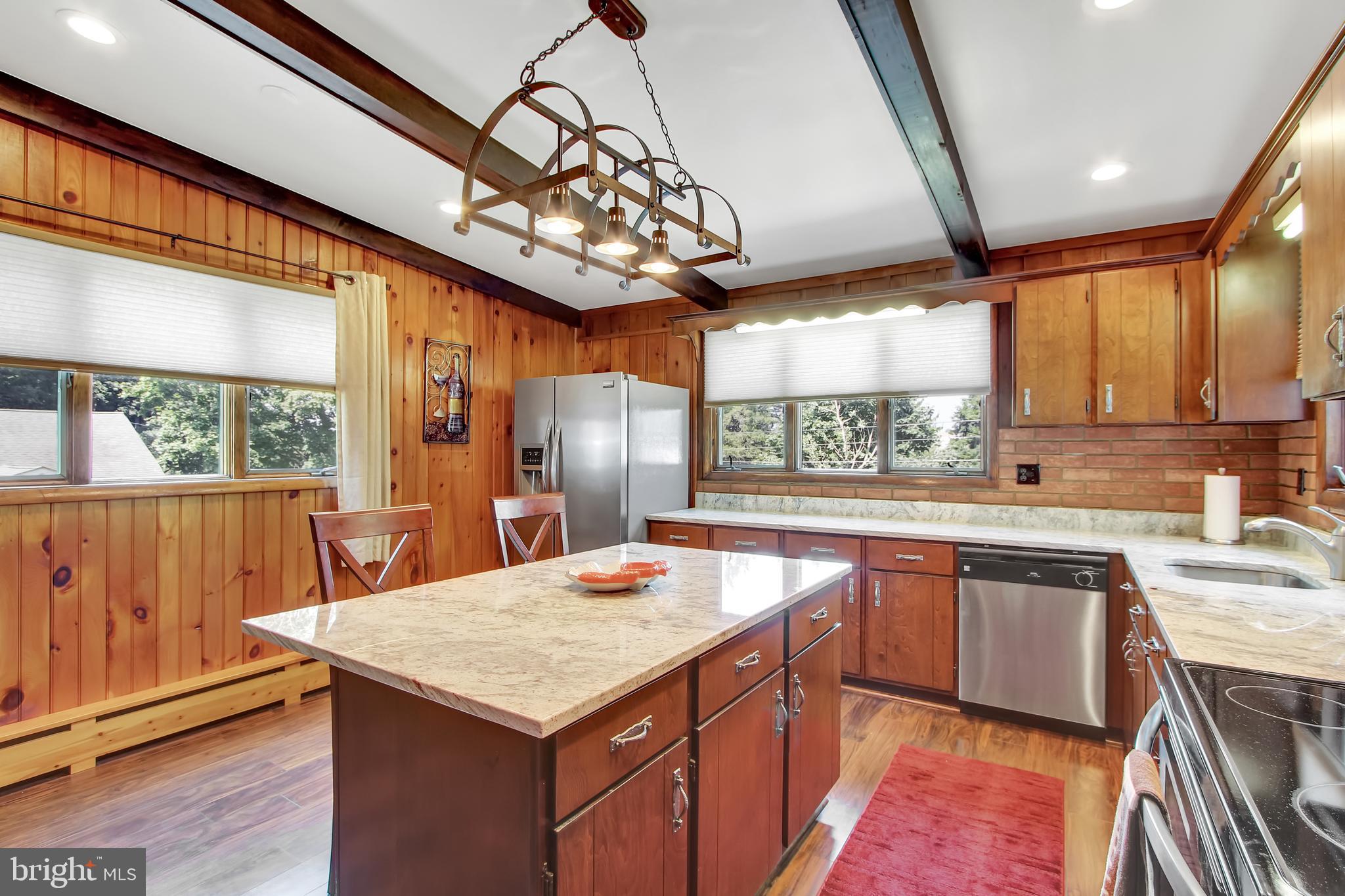 204 Chestnut Street Delta, PA 17314 - Photo 8 of 27 Gallery Image 8