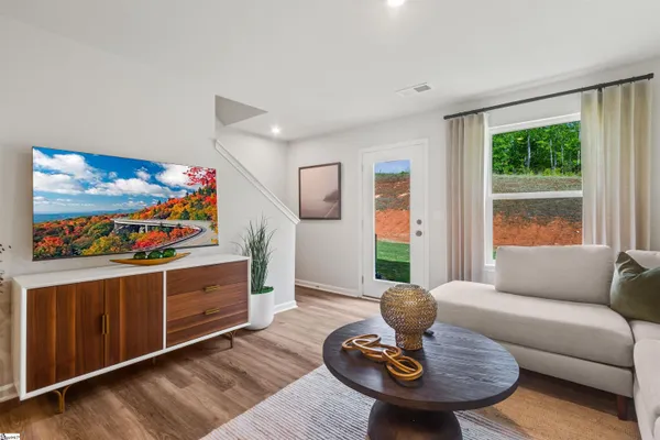 $195,905 | 1299 Forestbrook Lane, Spartanburg, SC 29303