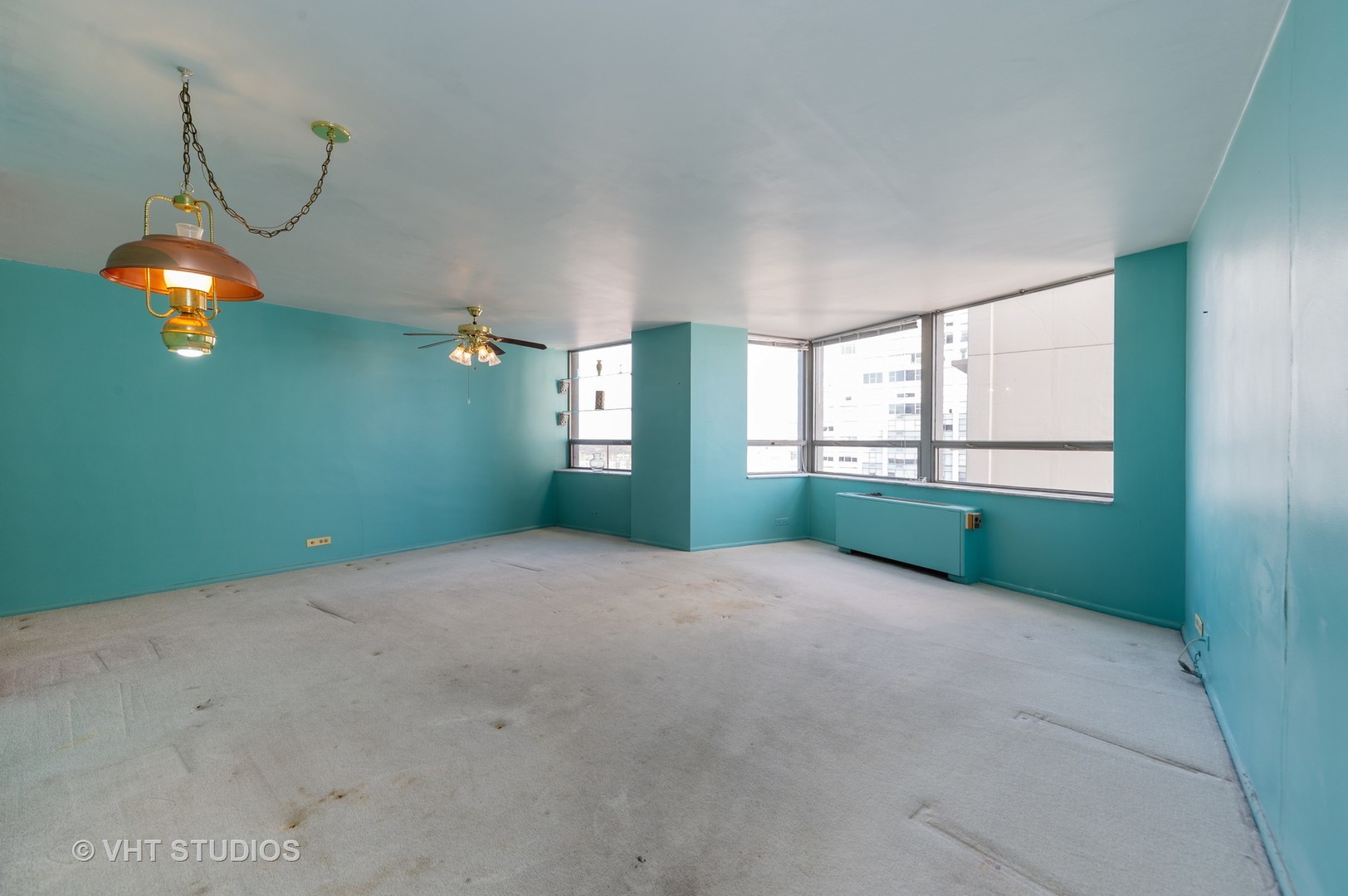 5701 North Sheridan Road, Unit 15H Chicago, IL 60660 - Photo 2 of 13