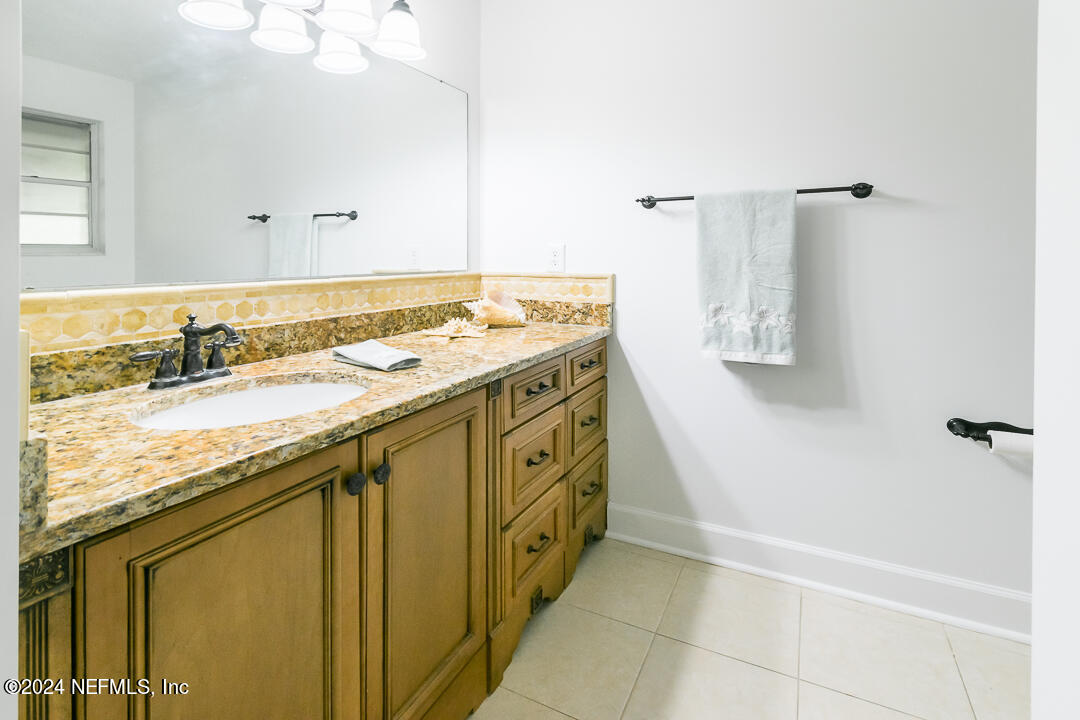 4044 Fincannon Road West Jacksonville, FL 32277 - Photo 15 of 30 Master Bath