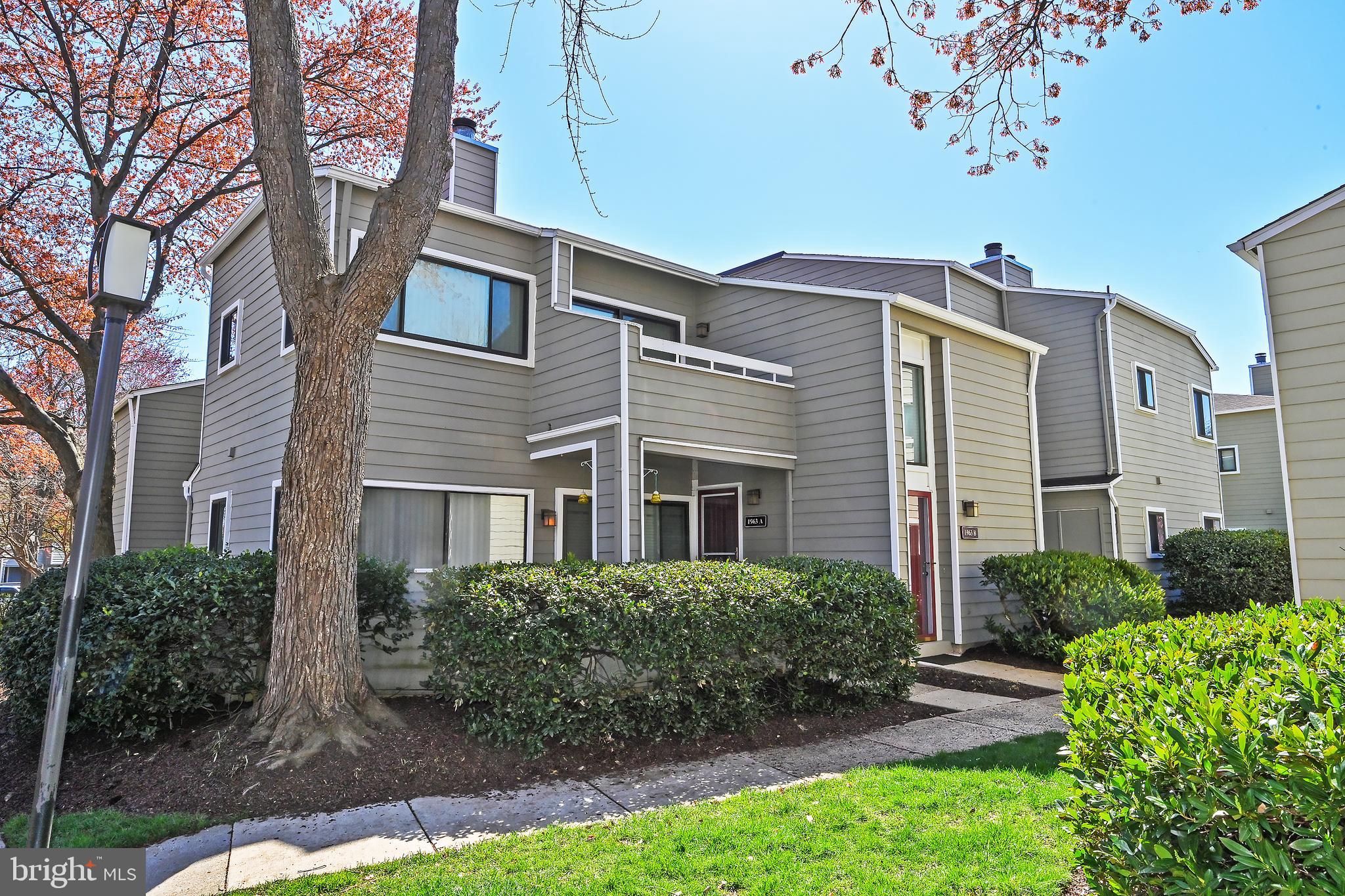 Welcome to 1963-B Villaridge!