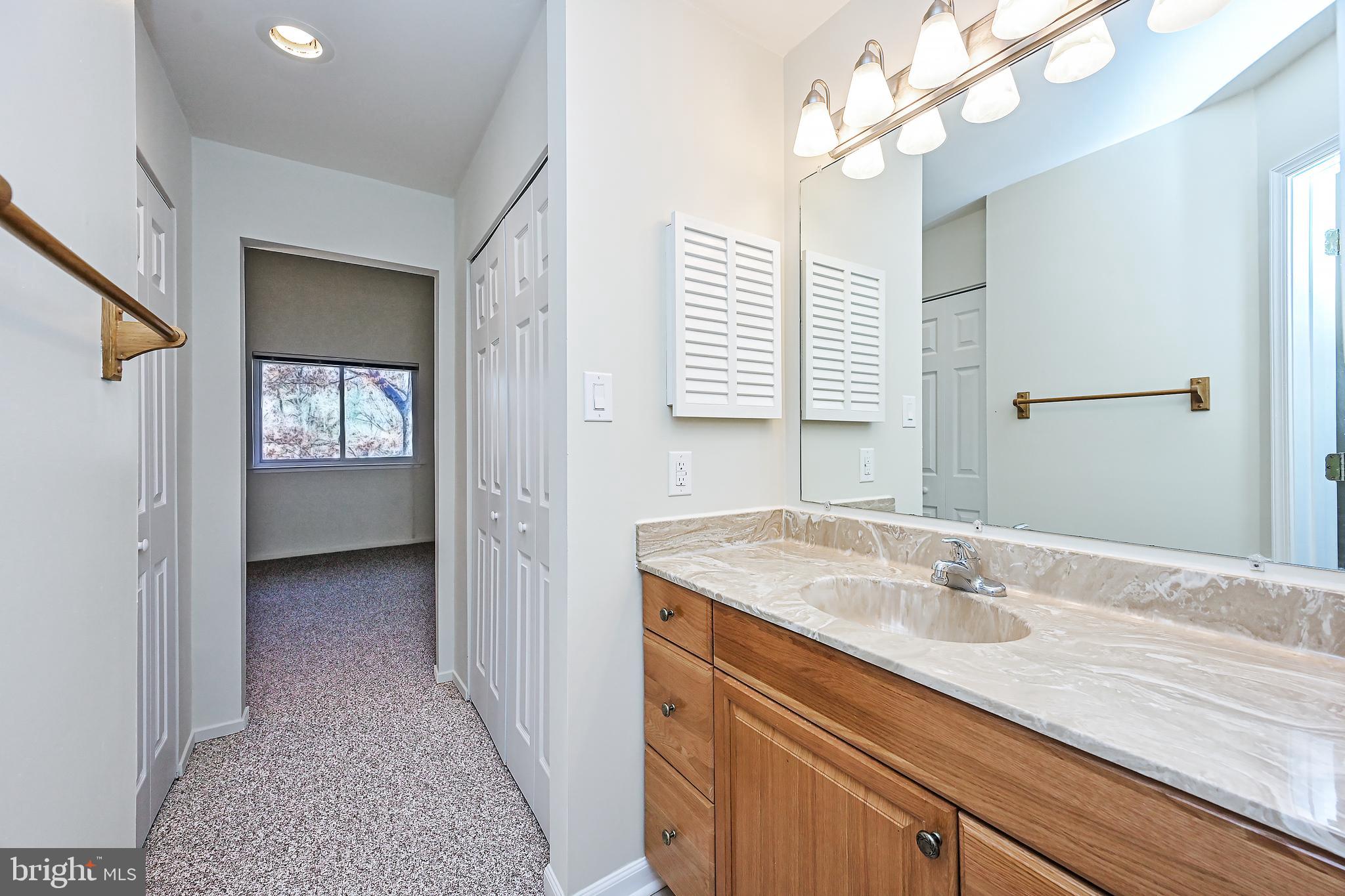 1963 B Villaridge Drive, Unit 1963B Reston, VA 20191 - Photo 11 of 41 Bathroom