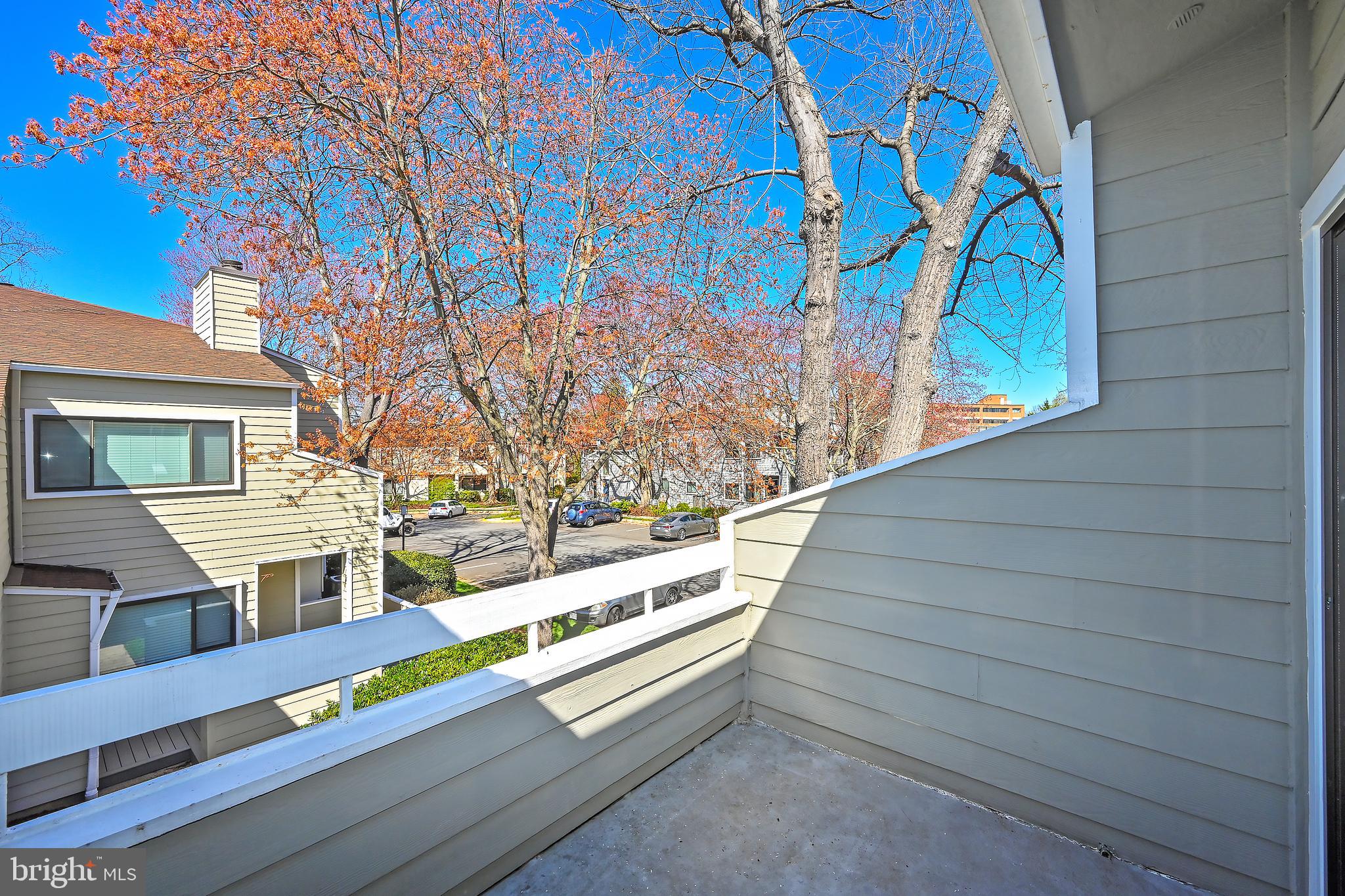 1963 B Villaridge Drive, Unit 1963B Reston, VA 20191 - Photo 6 of 41 Great outdoor space off living room