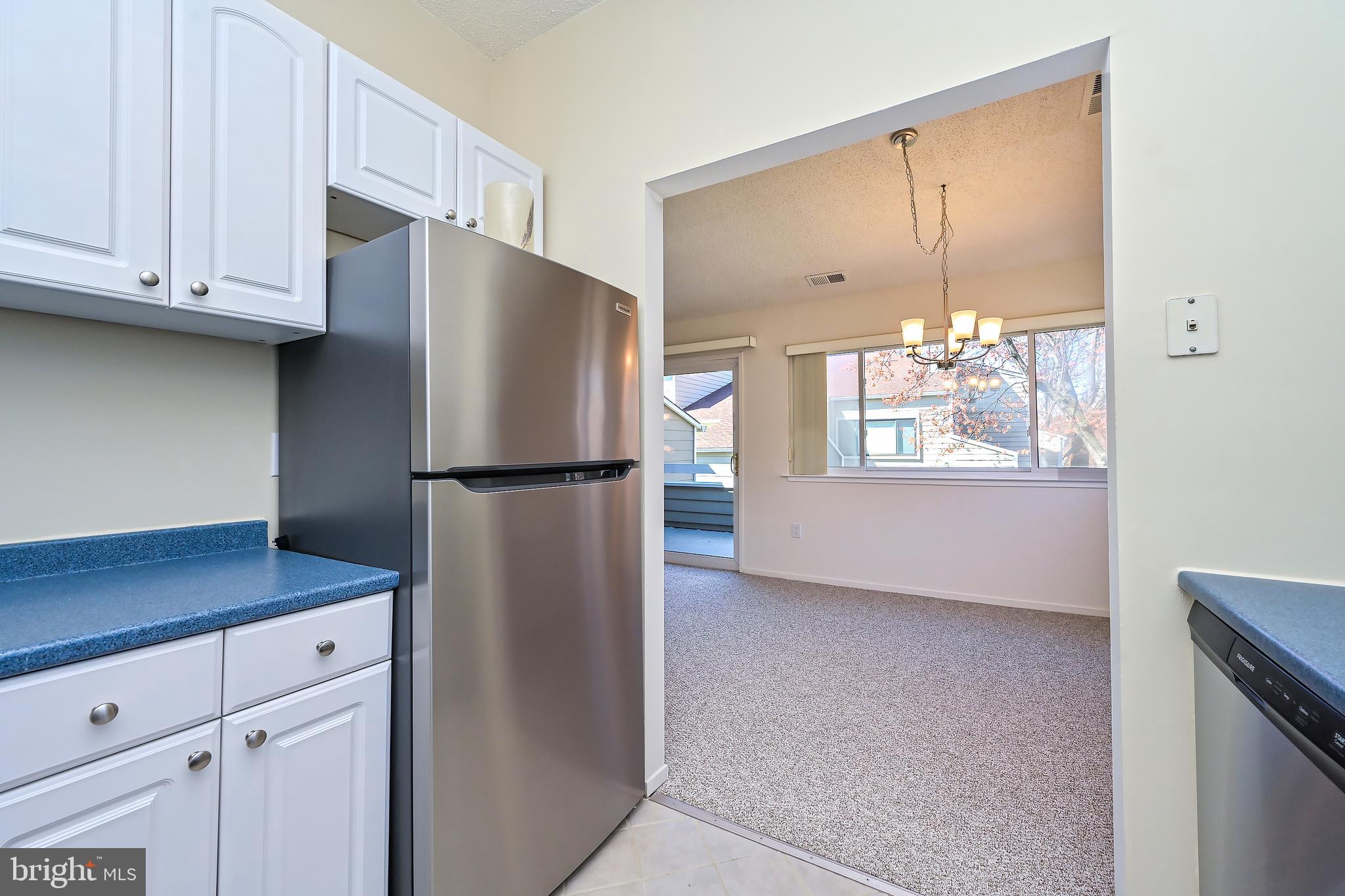 1963 B Villaridge Drive, Unit 1963B Reston, VA 20191 - Photo 10 of 41 Kitchen with all new appliances
