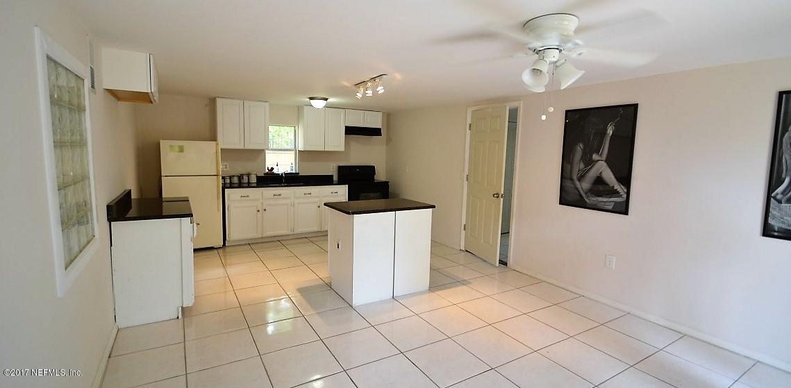 5854 Collins Road Jacksonville, FL 32244 - Photo 4 of 17 DSC_1335