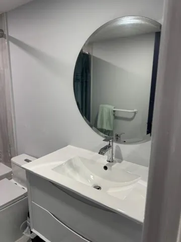 $2,100 | 7770 Tahiti Lane, Unit 202, Lake Worth, FL 33467