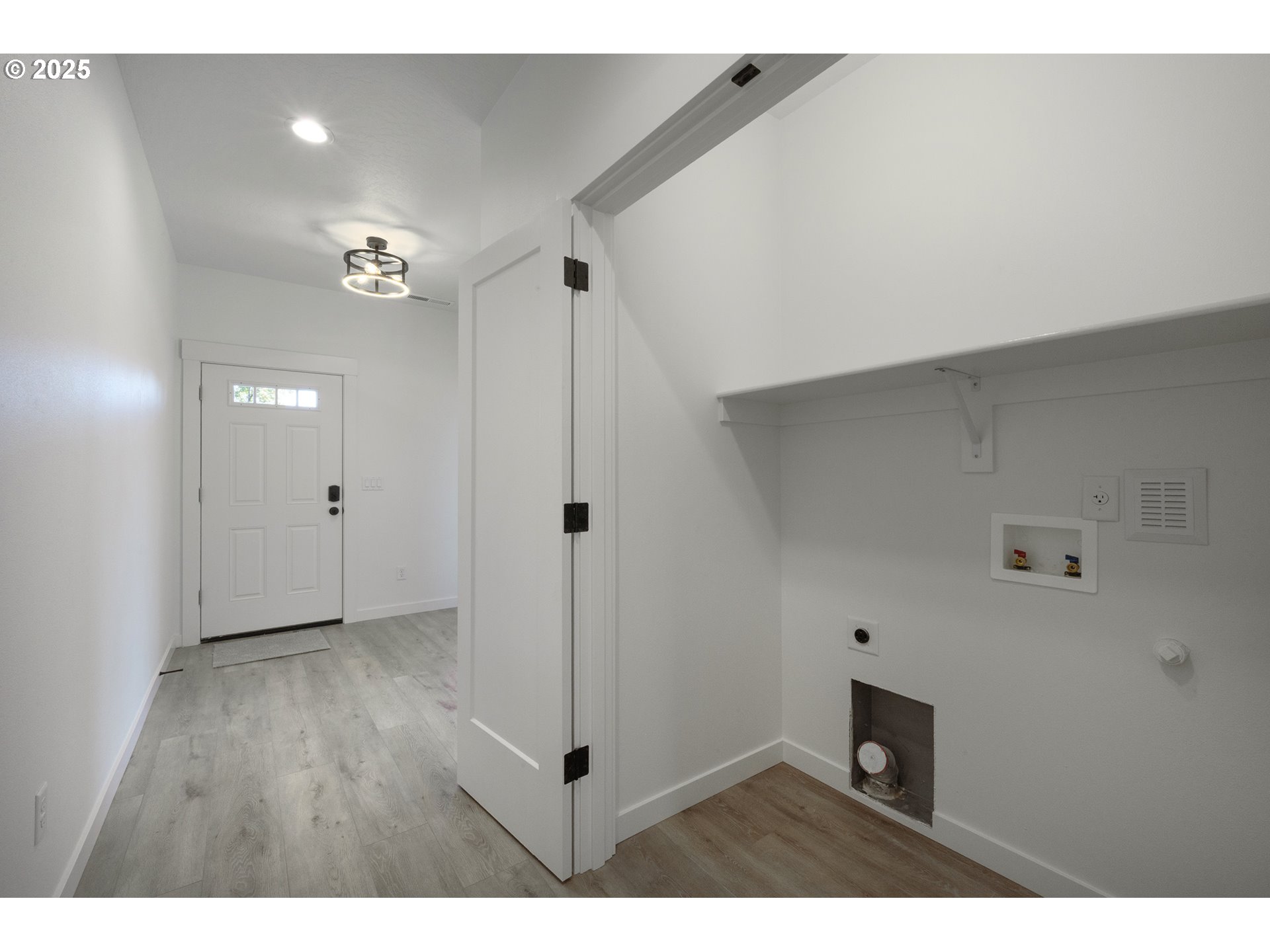 306 19th Street Springfield, OR 97477 - Photo 14 of 41