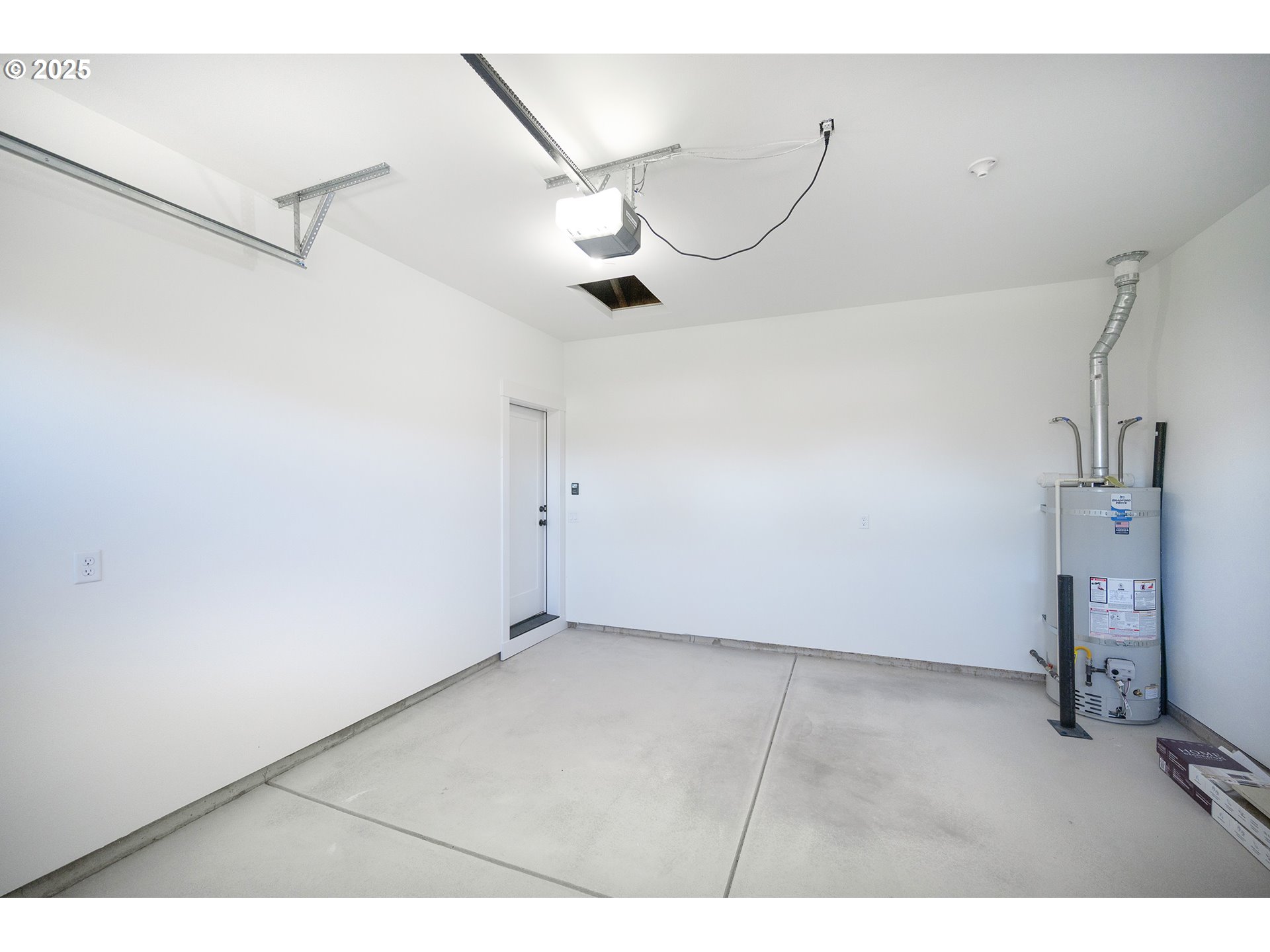 306 19th Street Springfield, OR 97477 - Photo 27 of 41