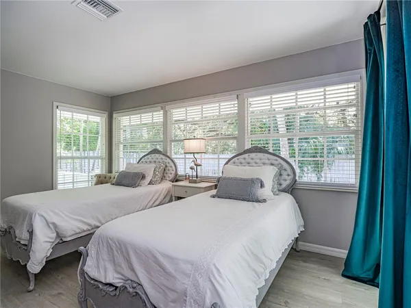 $9,500 | 1405 Treasure Cove Lane, Vero Beach, FL 32963