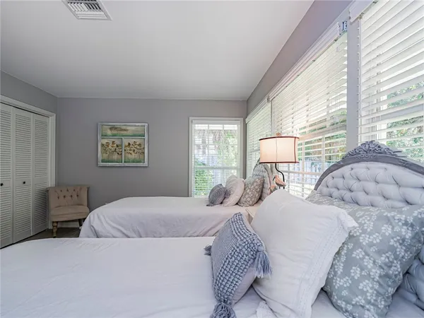 $9,500 | 1405 Treasure Cove Lane, Vero Beach, FL 32963