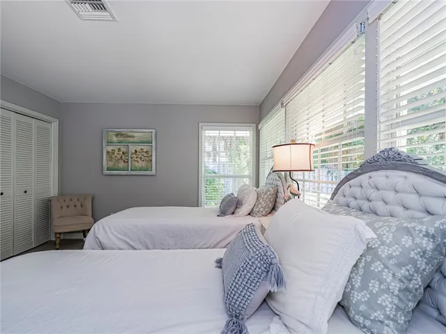 $9,500 | 1405 Treasure Cove Lane, Vero Beach, FL 32963