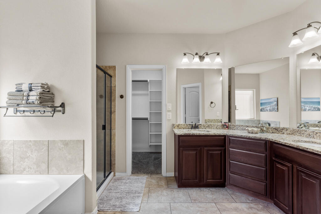 914 R Founders Road Midland, TX 79706 - Photo 12 of 36 Gallery Image 12