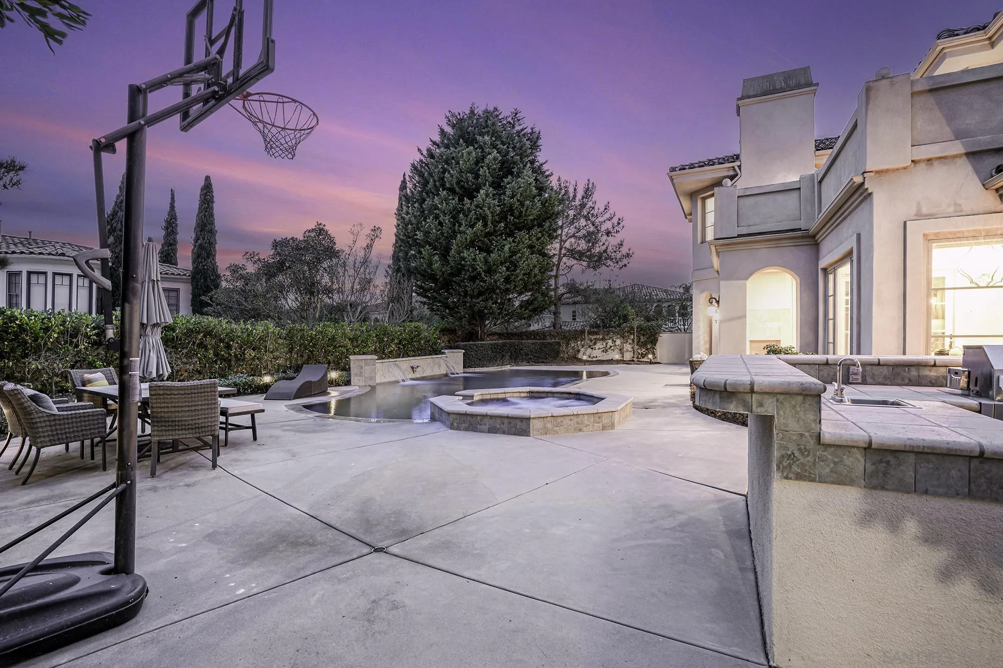 5259 Meadows Del Mar San Diego, CA 92130 - Photo 4 of 52