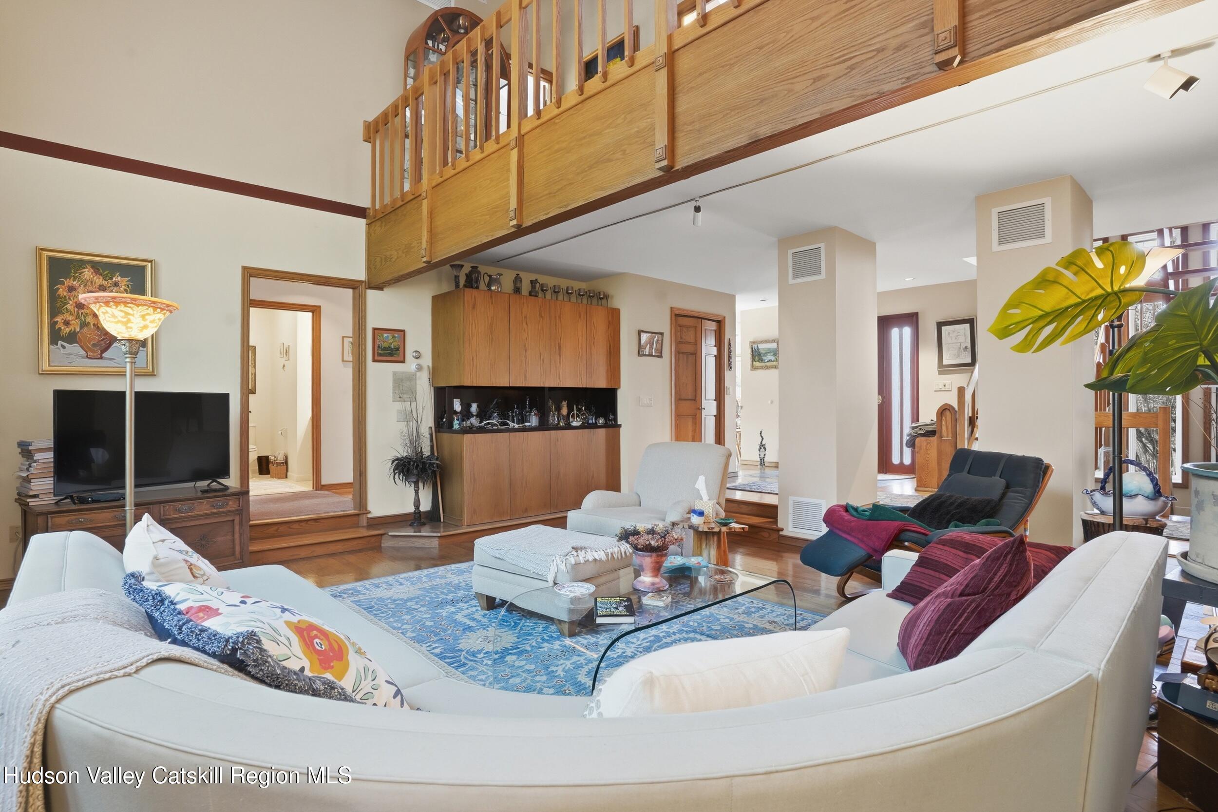 6 Tall Pines Road New Paltz, NY 12561 - Photo 16 of 45 living room 5