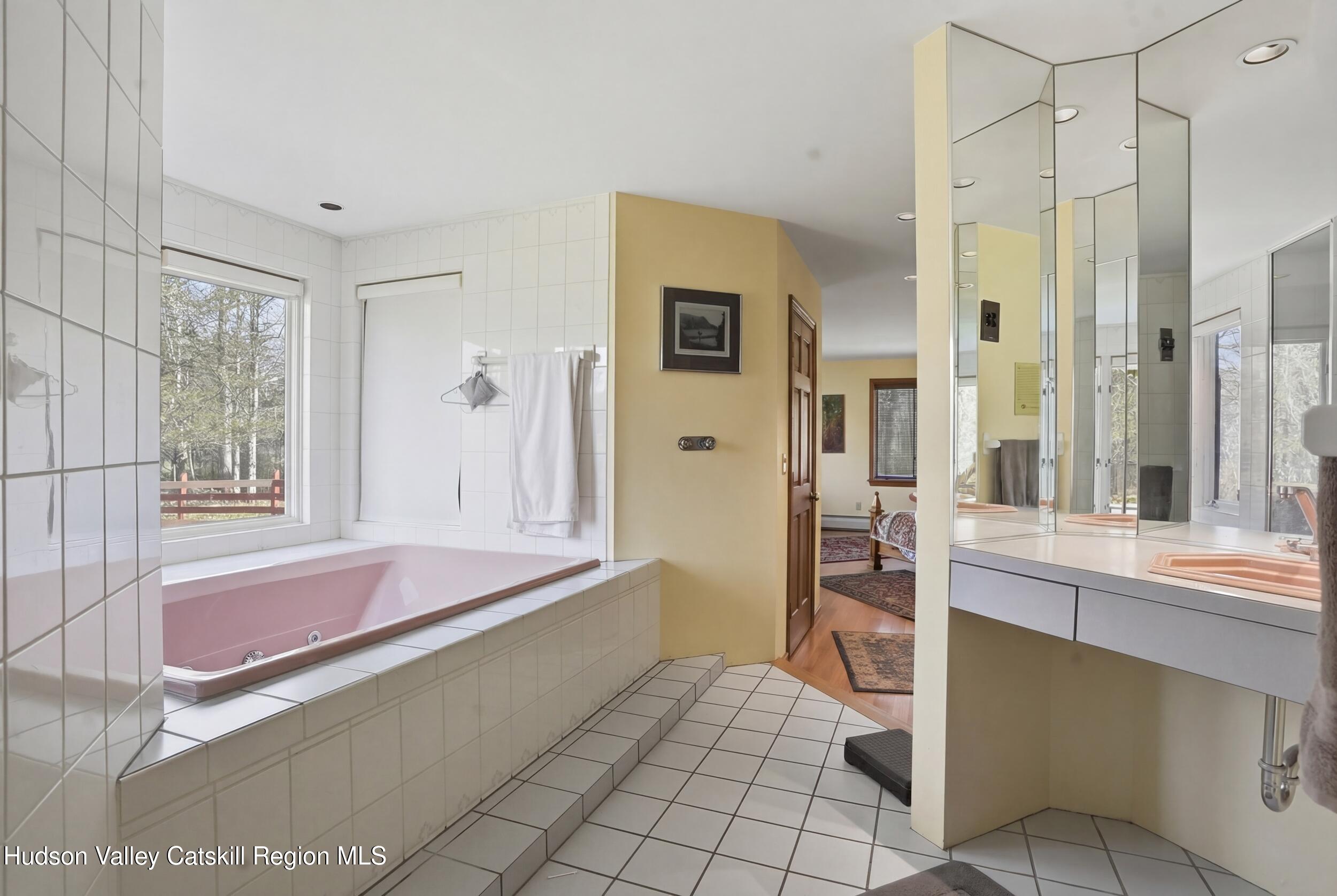 6 Tall Pines Road New Paltz, NY 12561 - Photo 32 of 48 bathroom 3