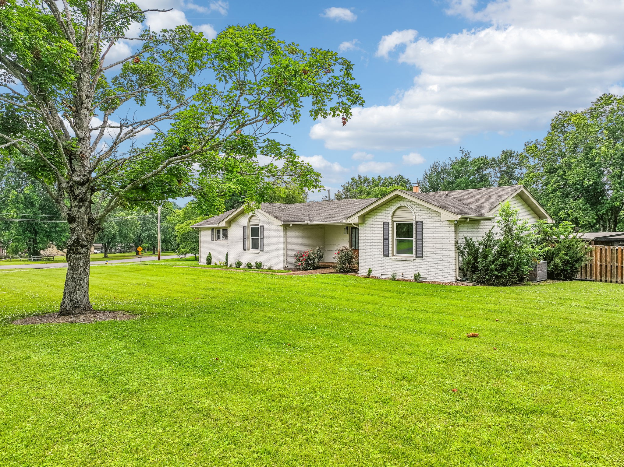 102 Pascal Drive Mount Juliet, TN 37122 - Photo 33 of 41 a front view of a house with a yard and trees