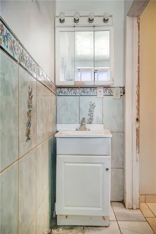 $675,000 | 12547 Cometa Avenue, San Fernando, CA 91340