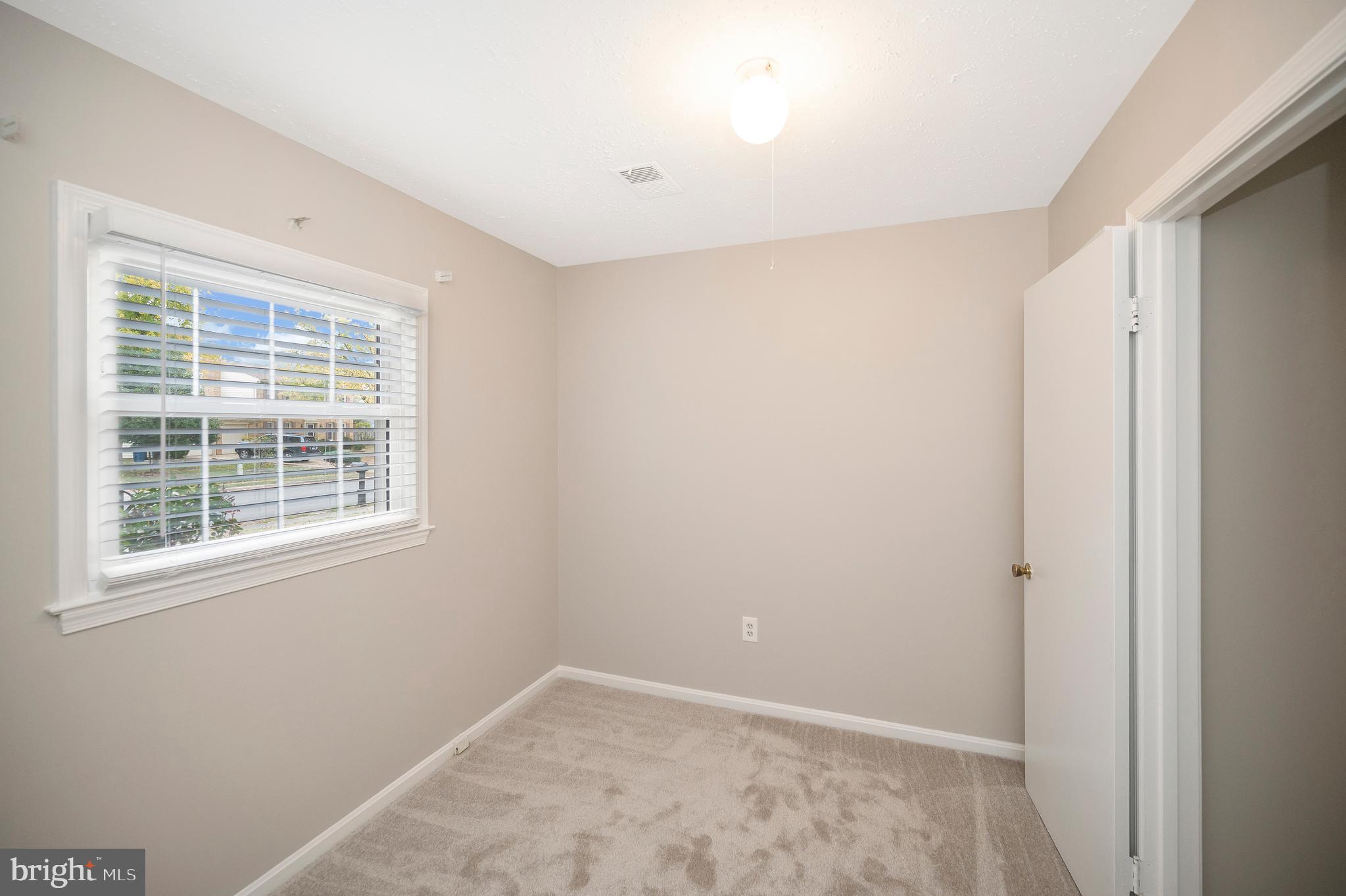 4516 Flintstone Road Alexandria, VA 22306 - Photo 47 of 55 Gallery Image 47