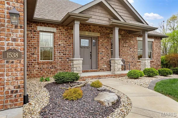 $565,000 | 1538 Sagaponak Lane, Troy, IL 62294